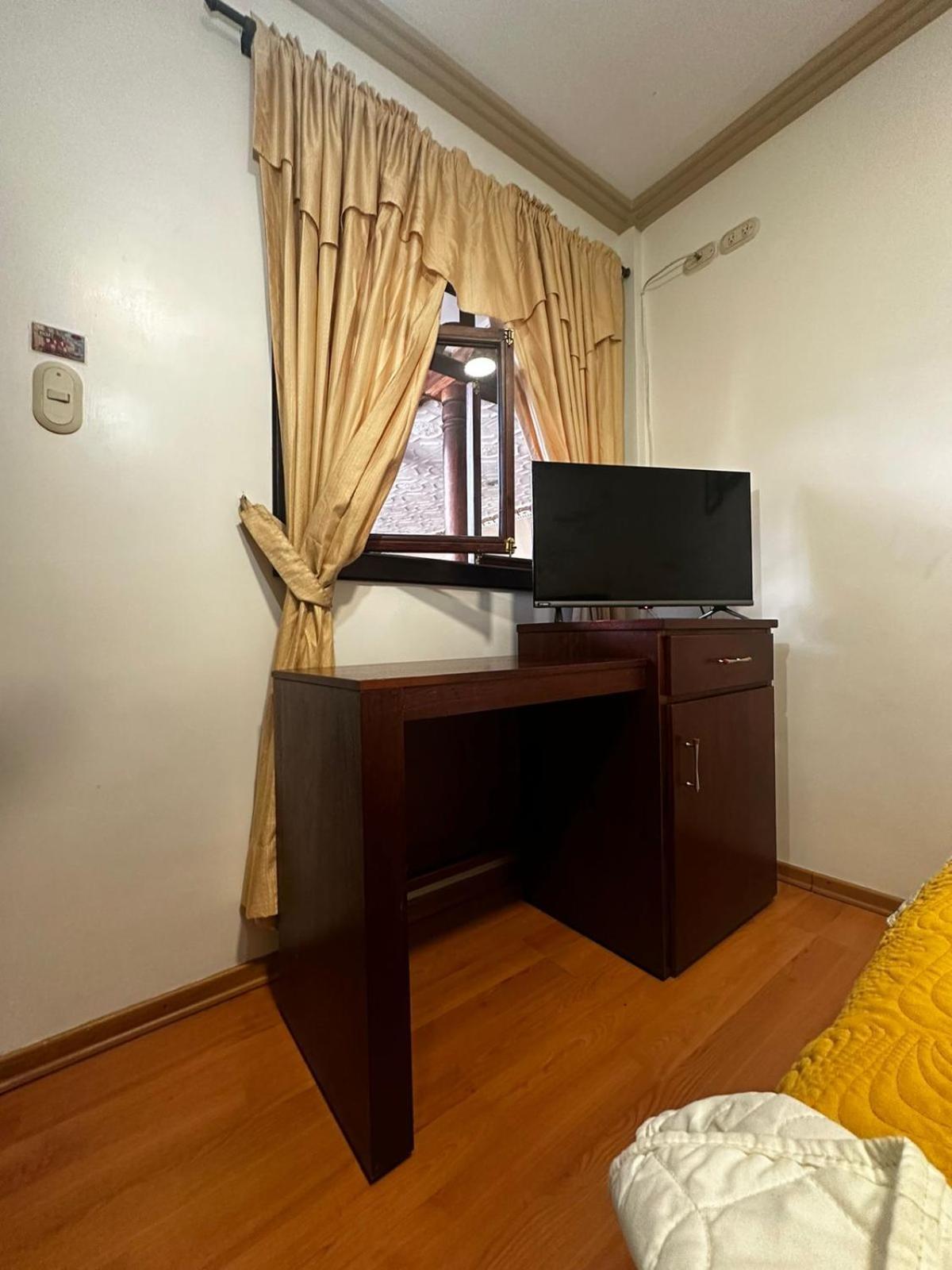 Hotel Coronel Κουένκα Εξωτερικό φωτογραφία